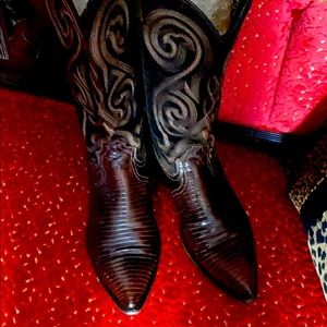 Beautiful pair of Larry Maham custom